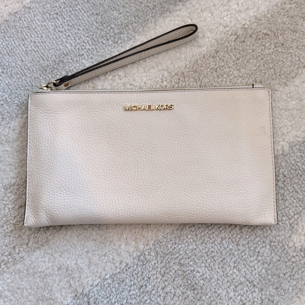 Michael Kors Wristlet